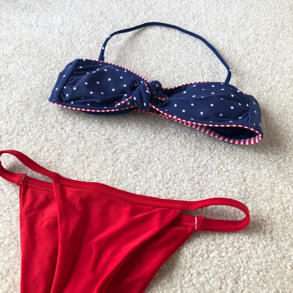 💥3/$15💥 Navy and Red Stars Bikini - Picture 1 of 7